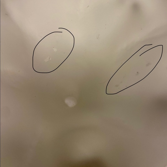 Elegant Handblown Frosted Art Glass Trumpet Bud Vase w/Spiral Stem for Footing. - Picture 8 of 8